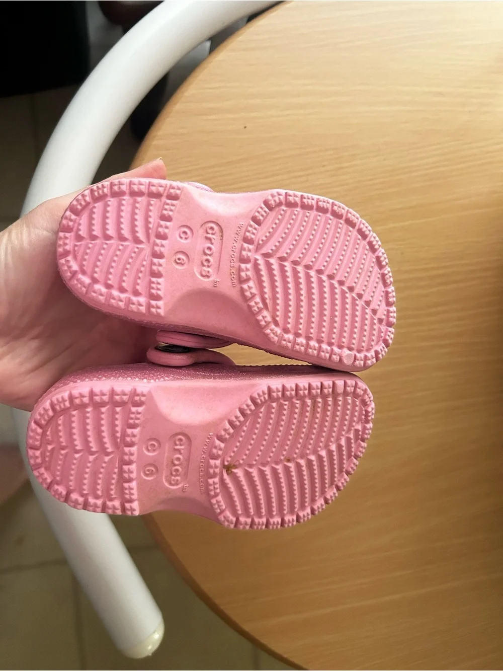 CROCS Toddler Girl size 6c in Sparkling Pink